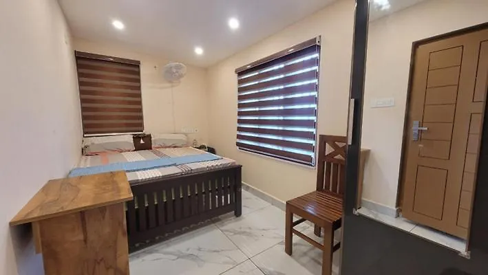 Vila Newcastle Holidays & Resorts 5 Bhk Entire Property With Kitchen 15 Guests Near Munnar Idukki
