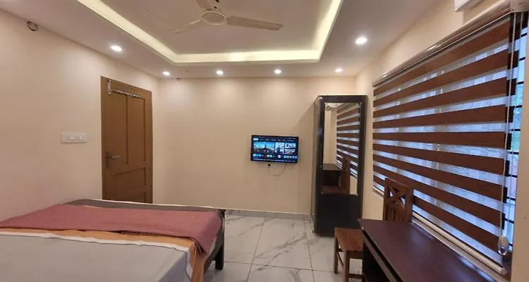 Newcastle Holidays & Resorts 5 Bhk Entire Property With Kitchen 15 Guests Near Munnar Idukki Vila
