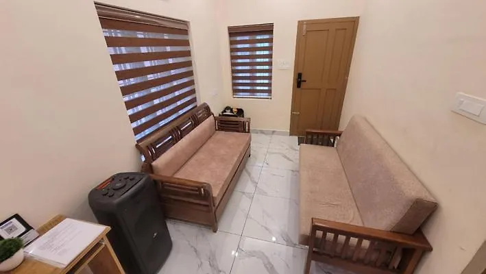 Vila Newcastle Holidays & Resorts 5 Bhk Entire Property With Kitchen 15 Guests Near Munnar Idukki