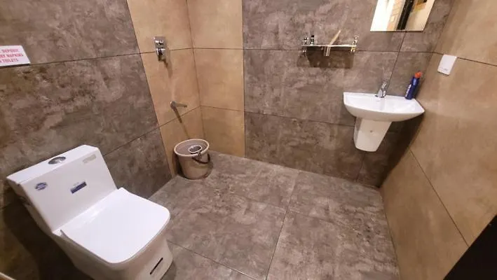 Newcastle Holidays & Resorts 5 Bhk Entire Property With Kitchen 15 Guests Near Munnar Idukki