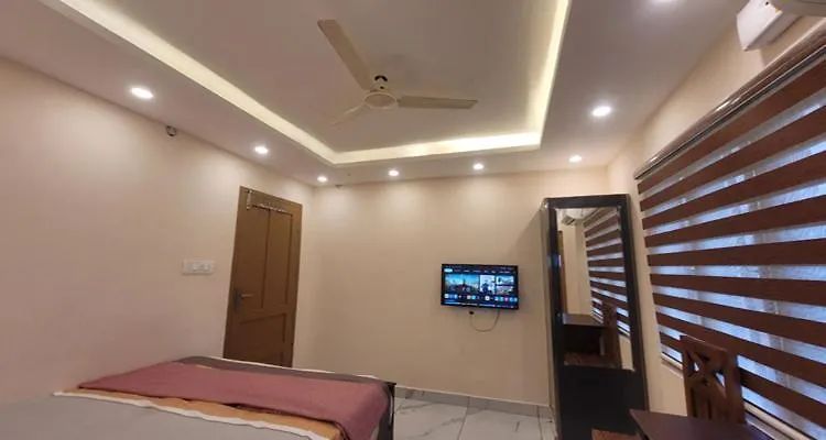 Vila Newcastle Holidays & Resorts 5 Bhk Entire Property With Kitchen 15 Guests Near Munnar Idukki Indie