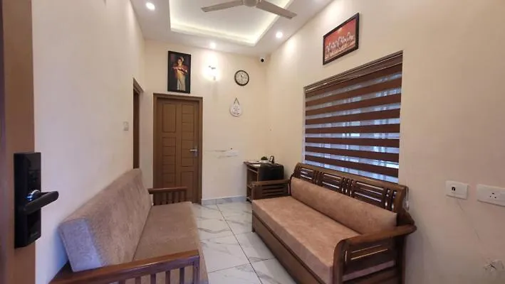 Newcastle Holidays & Resorts 5 Bhk Entire Property With Kitchen 15 Guests Near Munnar Idukki Vila
